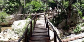 Park "El Cubano" on horseback
