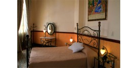 Hotel Raquel - Breakfast Included