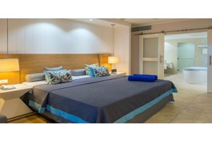 Warwick Cayo Santa Maria